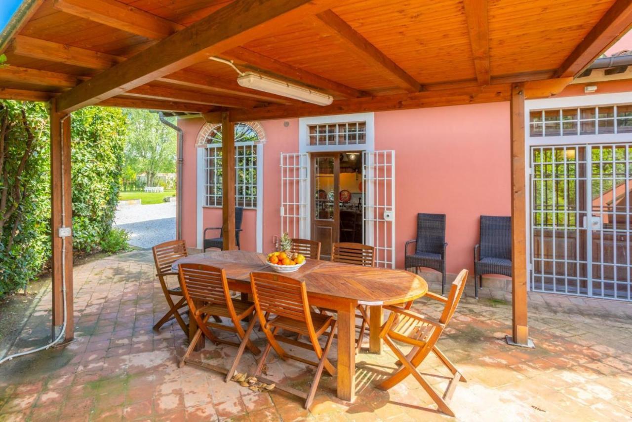 Villa Rossa Pisa Bagian luar foto